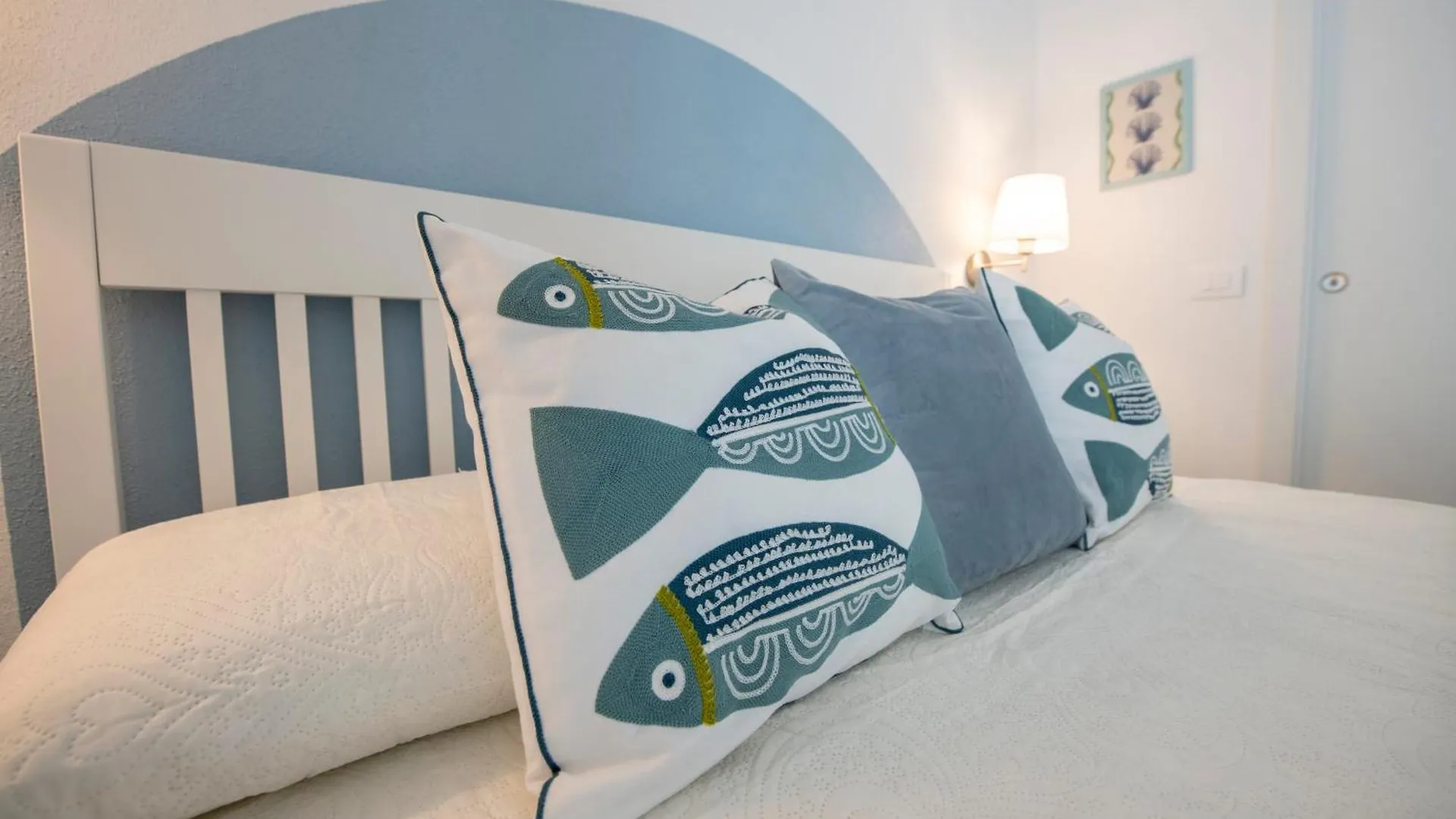 Guest house Amoneglia, 2 Minutes Walk To The Beach, Pvt Park