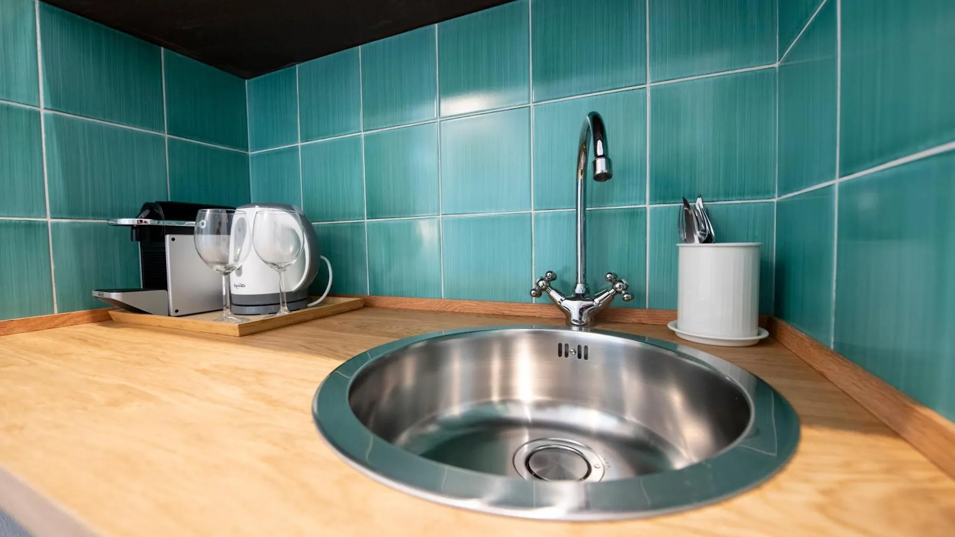 Amoneglia, 2 Minutes Walk To The Beach, Pvt Park Moneglia
