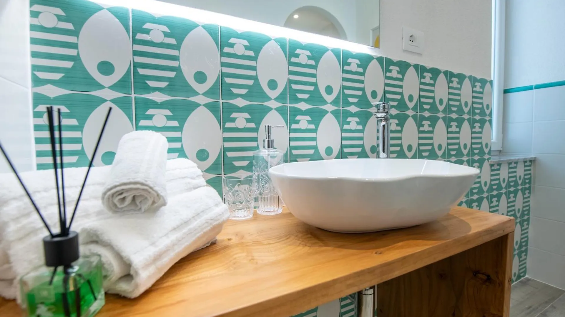 Amoneglia, 2 Minutes Walk To The Beach, Pvt Park Guest house Moneglia